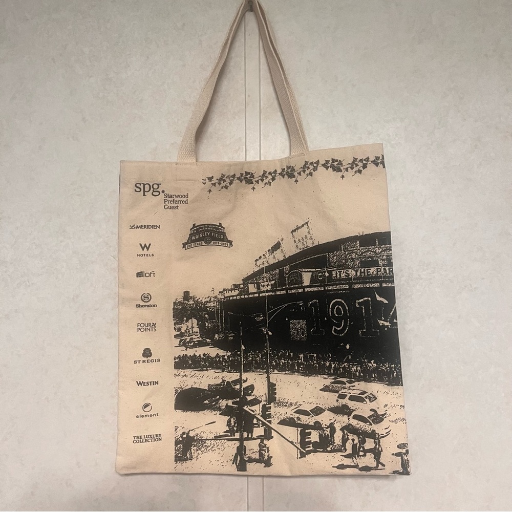 Canvas Tote‎ Bag with Vintage Stadium Print - Beige